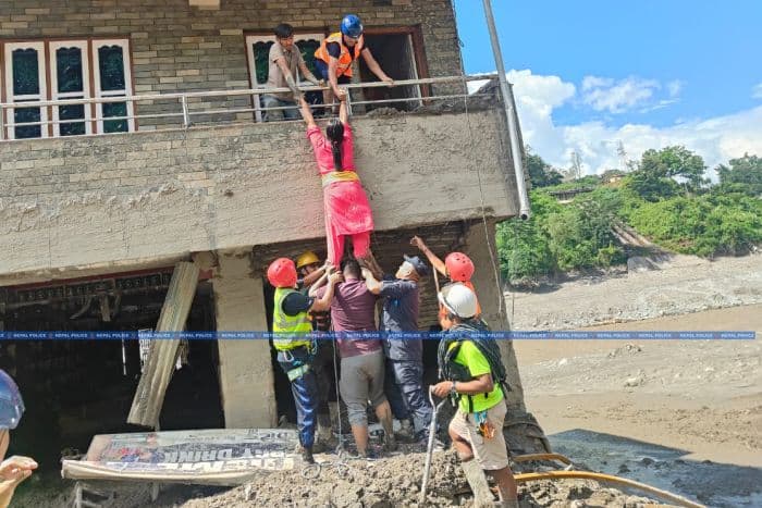 नेपाल में बाढ़ से 1,400 से ज्यादा मौतें, पुनर्निर्माण के लिए 5 अरब डॉलर की मांग