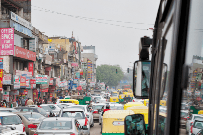 मुंबई में पेट्रोल-डीज़ल वाहनों पर लग सकता है प्रतिबंध, पैनल गठित