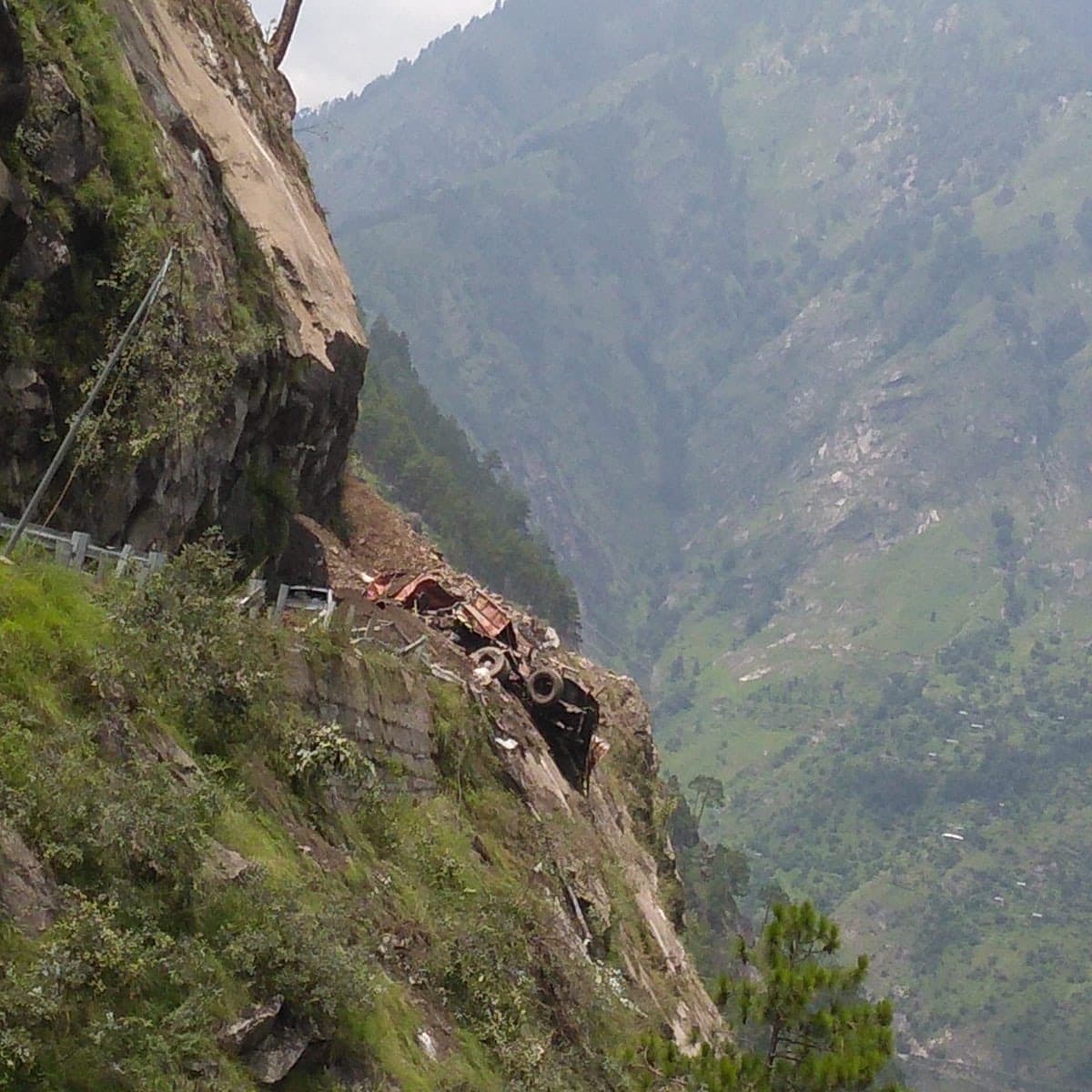 हर साल जलवायु परिवर्तन का दंश झेलता हिमाचल प्रदेश
