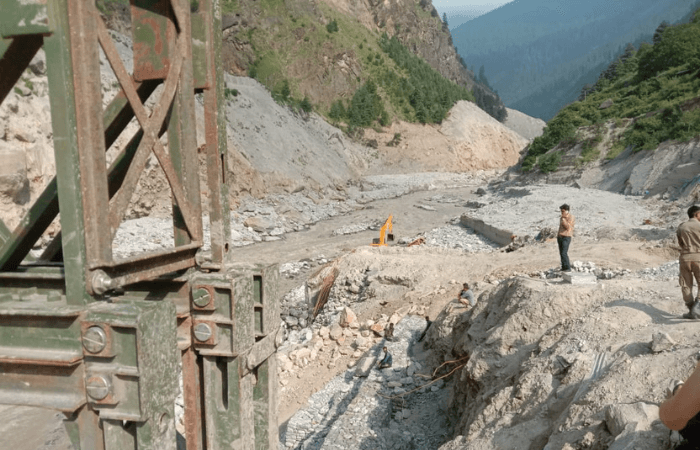 रैणी को फिर से बसाने की कमज़ोर कोशिश