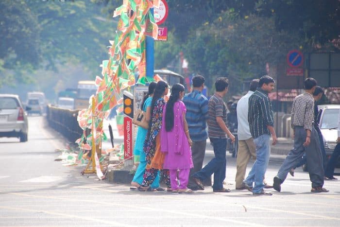 ख़ून पर असर: वायु प्रदूषण से हर तरह का स्वास्थ्य संकट हो रहा है। महिलायों में एनीमिया की शिकायत के लिये भी किसी हद तक इसे ज़िम्मेदार माना जा रहा है। फोटो – jchessma_Flicker