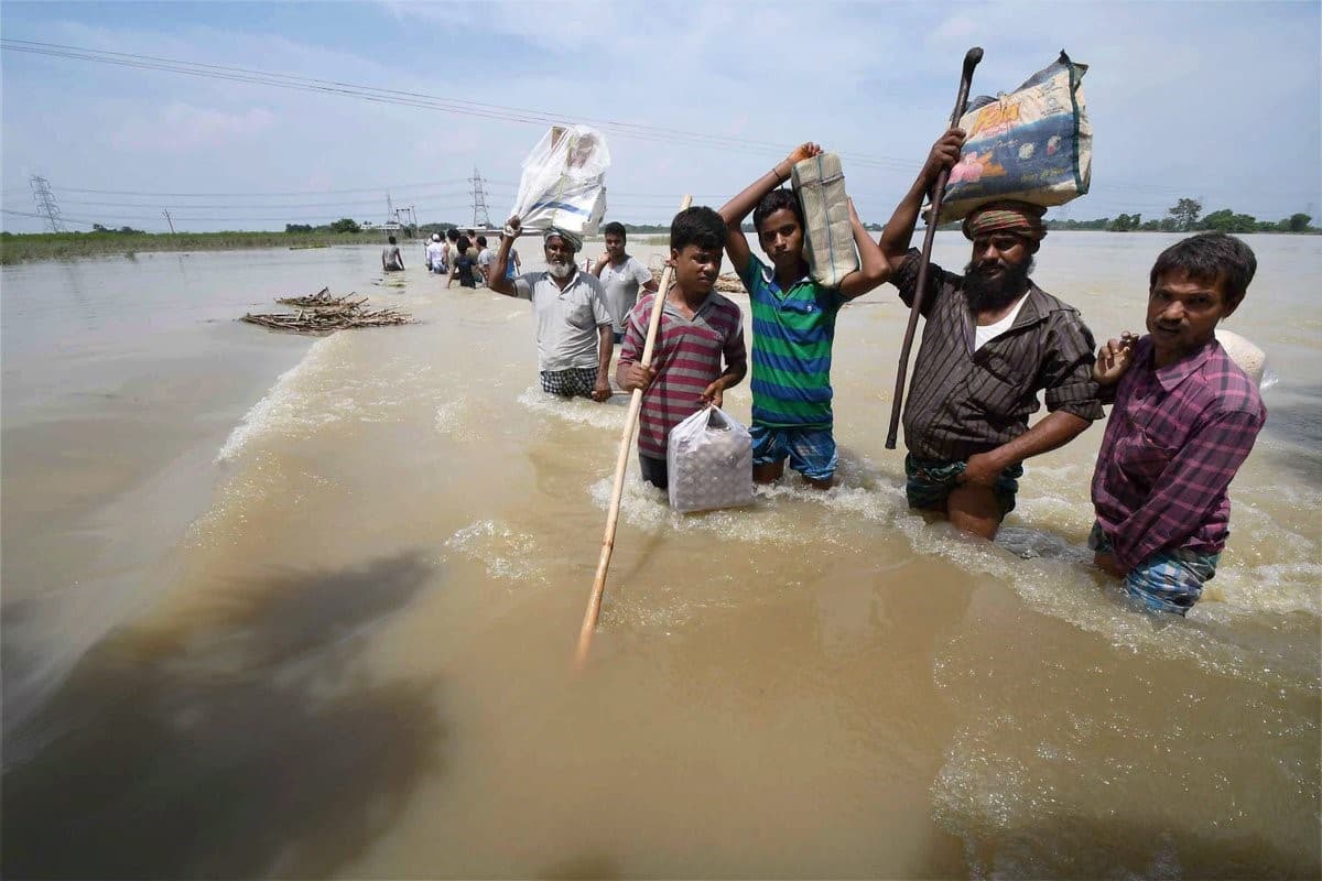जाते-जाते बारिश ने की एक और तबाही: बाढ़ में डूबा बिहार