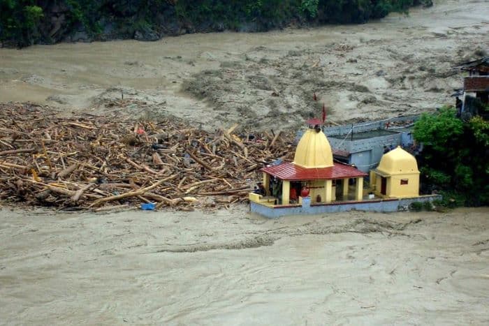 गर्मी के बाद बाढ़: बारिश के इंतज़ार के बाद पूरे देश में कई जगह बाढ़ की स्थिति है। फोटो – Diariocritico de Venezuela_Flickr
